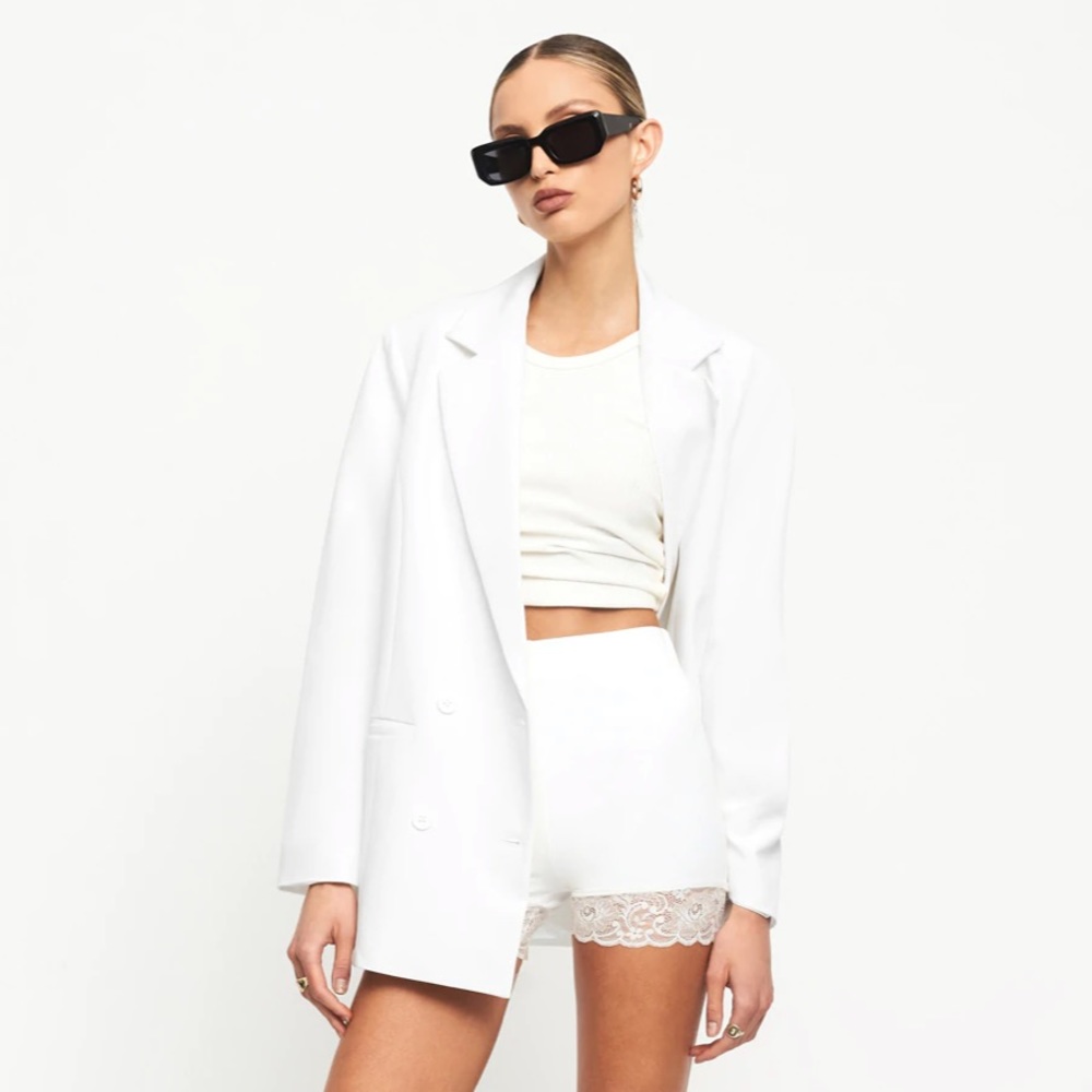Lioness White Blazer